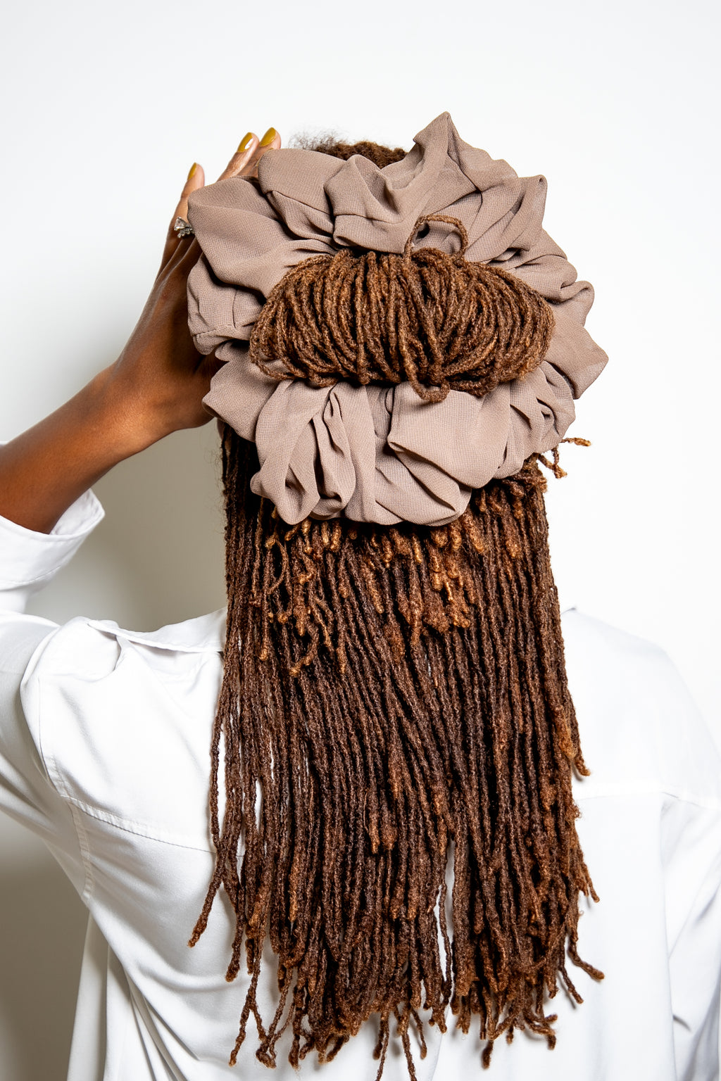 Chouchou XL en mousseline nuage marron cacao