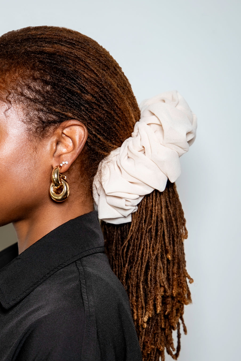 Chouchou XL en mousseline nuage taupe blanc whisky